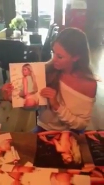 Barbie_blank_personalized_signed_8x10s_flv_000048133.jpg