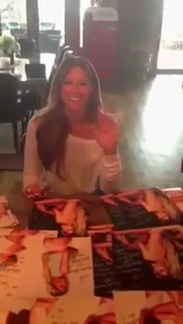 Barbie_blank_personalized_signed_8x10s_flv_000081700.jpg
