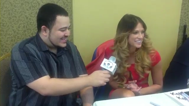 Kelly_Kelly_And_Albert_AC_Smooth_At_The_Big_Event_In_New_York_mp4_000092433.jpg