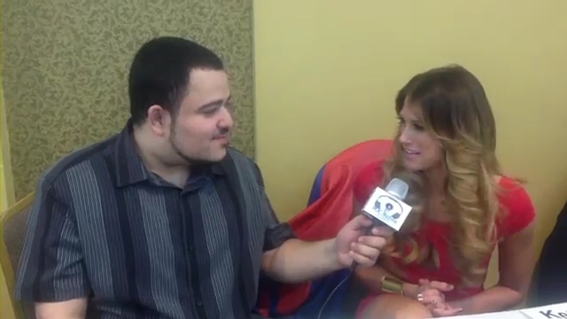 Kelly_Kelly_And_Albert_AC_Smooth_At_The_Big_Event_In_New_York_mp4_000126633.jpg