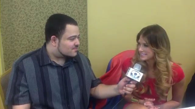 Kelly_Kelly_And_Albert_AC_Smooth_At_The_Big_Event_In_New_York_mp4_000129666.jpg
