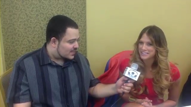 Kelly_Kelly_And_Albert_AC_Smooth_At_The_Big_Event_In_New_York_mp4_000131733.jpg