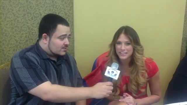 Kelly_Kelly_And_Albert_AC_Smooth_At_The_Big_Event_In_New_York_mp4_000150300.jpg Kelly_Kelly_And_Albert_AC_Smooth_At_The_Big_Event_In_New_York_mp4_000150300.jpg