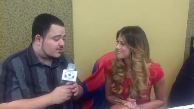 Kelly_Kelly_And_Albert_AC_Smooth_At_The_Big_Event_In_New_York_mp4_000161266.jpg