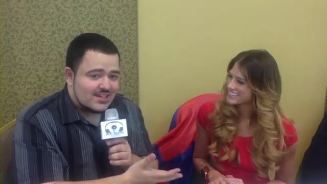 Kelly_Kelly_And_Albert_AC_Smooth_At_The_Big_Event_In_New_York_mp4_000167400.jpg