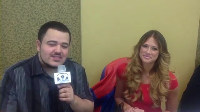 Kelly_Kelly_And_Albert_AC_Smooth_At_The_Big_Event_In_New_York_mp4_000171800.jpg