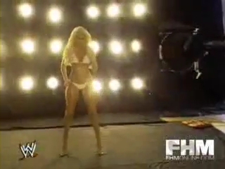 Kelly_Kelly_FHM_shoot_flv_000019520.jpg