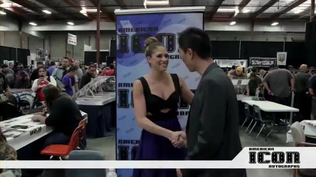 Kelly_Kelly_at_NTF_Con_2012_mp4_000149849.jpg