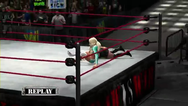 Kelly_Kelly_hits_her_finisher_in_WWE__13_28Official29_mp4_000024991.jpg