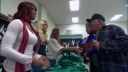 Alicia_Fox2C_Eve2C___Kelly_Kelly_hand_out_care_packages_to_homeless_veterans_141.jpg