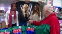 Alicia_Fox2C_Eve2C___Kelly_Kelly_hand_out_care_packages_to_homeless_veterans_174.jpg