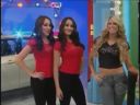 The_Bella_Twins_Kelly_Kelly_On_The_Price_Is_Right_414.jpg