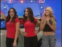 The_Bella_Twins_Kelly_Kelly_On_The_Price_Is_Right_474.jpg