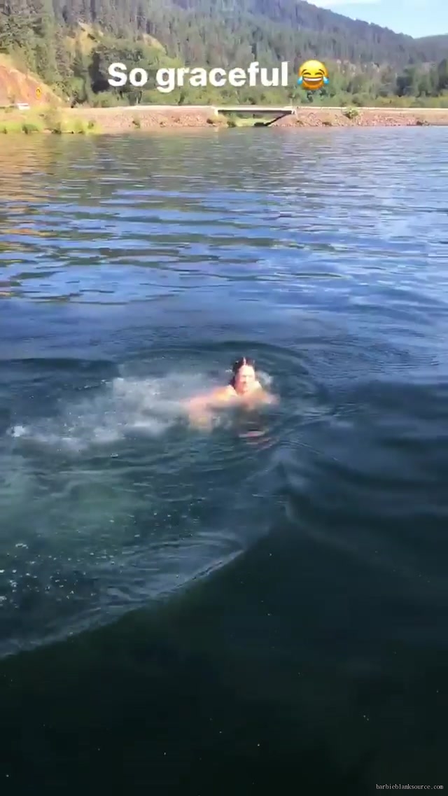 11410087_1368129749931851_8599723058690785280_n_24.jpg