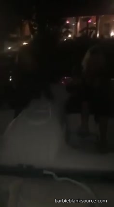 12608865_928787197198697_1602444985_n_195.jpg
