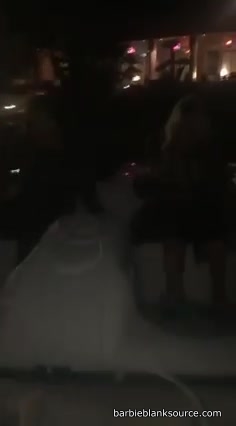12608865_928787197198697_1602444985_n_197.jpg