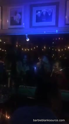 12610202_1057919977562702_2126392117_n_136.jpg