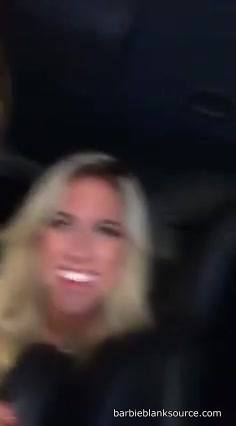 12621897_215664345445541_282901450_n_193.jpg
