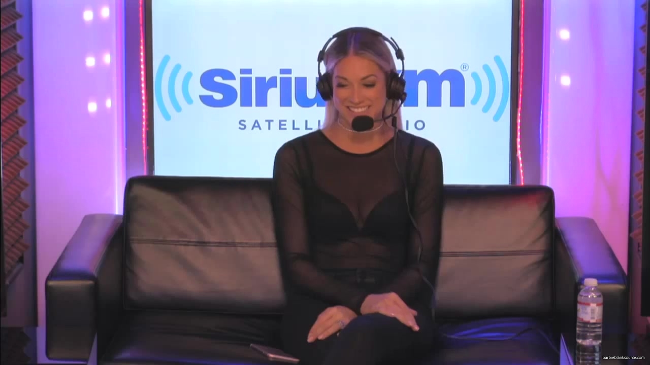 Barbie_Blank_Maria_Menounos_Eat_Real_Grasshoppers_357.jpg