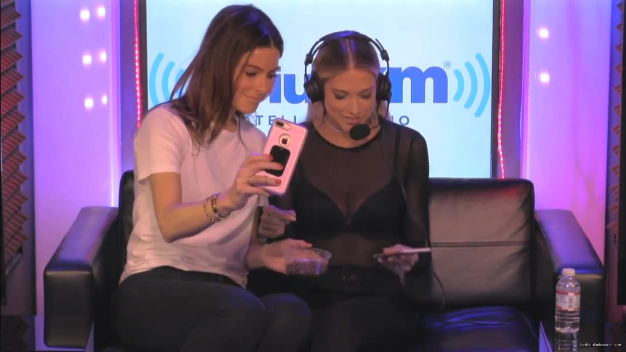 Barbie_Blank_Maria_Menounos_Eat_Real_Grasshoppers_459.jpg Barbie_Blank_Maria_Menounos_Eat_Real_Grasshoppers_459.jpg