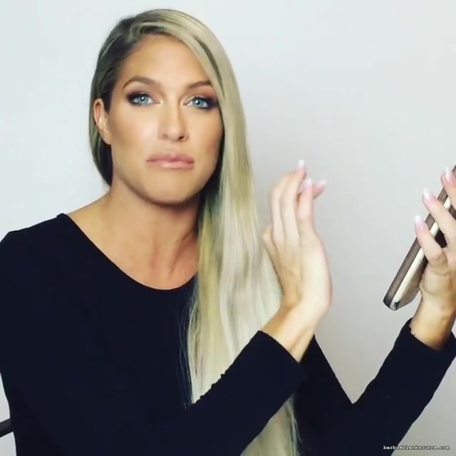 Barbie_Blank_on_Instagram_22The_day_has_finally_come212121__barbiemoji_043.jpg
