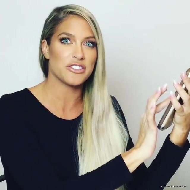 Barbie_Blank_on_Instagram_22The_day_has_finally_come212121__barbiemoji_048.jpg