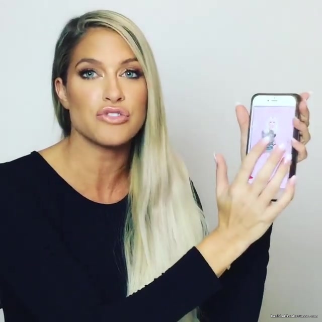 Barbie_Blank_on_Instagram_22The_day_has_finally_come212121__barbiemoji_120.jpg