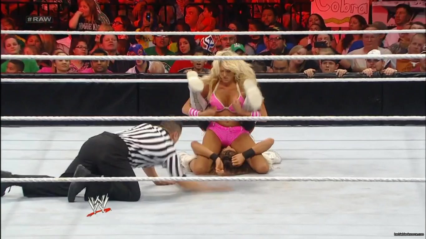 RAW_1002_AUGUST_062C_2012_829.jpg RAW_1002_AUGUST_062C_2012_829.jpg