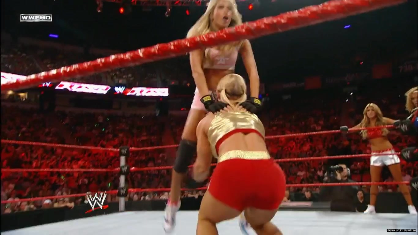 RAW_848_AUGUST_242C_2009_339.jpg RAW_848_AUGUST_242C_2009_339.jpg