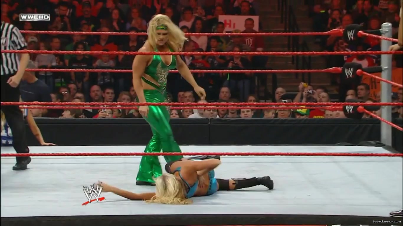 RAW_855_OCTOBER_122C_2009_662.jpg RAW_855_OCTOBER_122C_2009_662.jpg