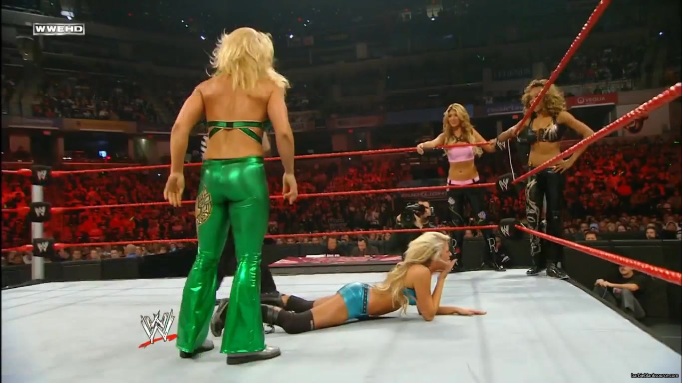 RAW_855_OCTOBER_122C_2009_671.jpg RAW_855_OCTOBER_122C_2009_671.jpg