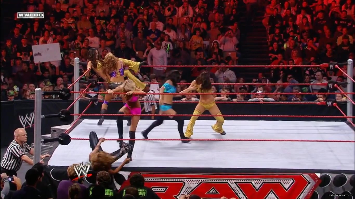 RAW_858_NOVEMBER_022C_2009_355.jpg RAW_858_NOVEMBER_022C_2009_355.jpg