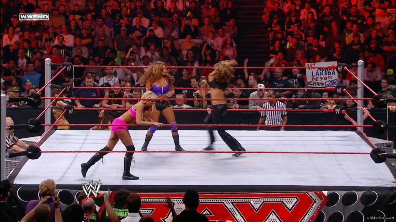 RAW_858_NOVEMBER_022C_2009_534.jpg RAW_858_NOVEMBER_022C_2009_534.jpg