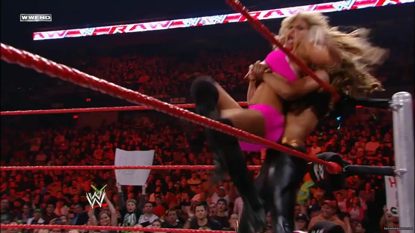 RAW_858_NOVEMBER_022C_2009_629.jpg RAW_858_NOVEMBER_022C_2009_629.jpg