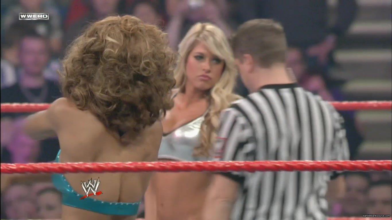 RAW_859_NOVEMBER_092C_2009_373.jpg RAW_859_NOVEMBER_092C_2009_373.jpg