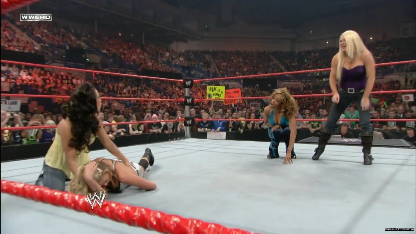 RAW_859_NOVEMBER_092C_2009_828.jpg RAW_859_NOVEMBER_092C_2009_828.jpg