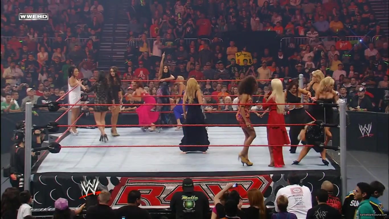 RAW_864_DECEMBER_142C_2009_0629.jpg RAW_864_DECEMBER_142C_2009_0629.jpg