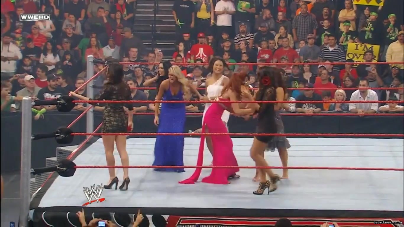 RAW_864_DECEMBER_142C_2009_0822.jpg RAW_864_DECEMBER_142C_2009_0822.jpg