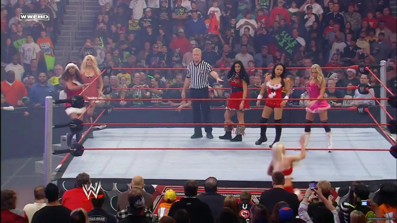 RAW_865_DECEMBER_212C_2009_290.jpg RAW_865_DECEMBER_212C_2009_290.jpg