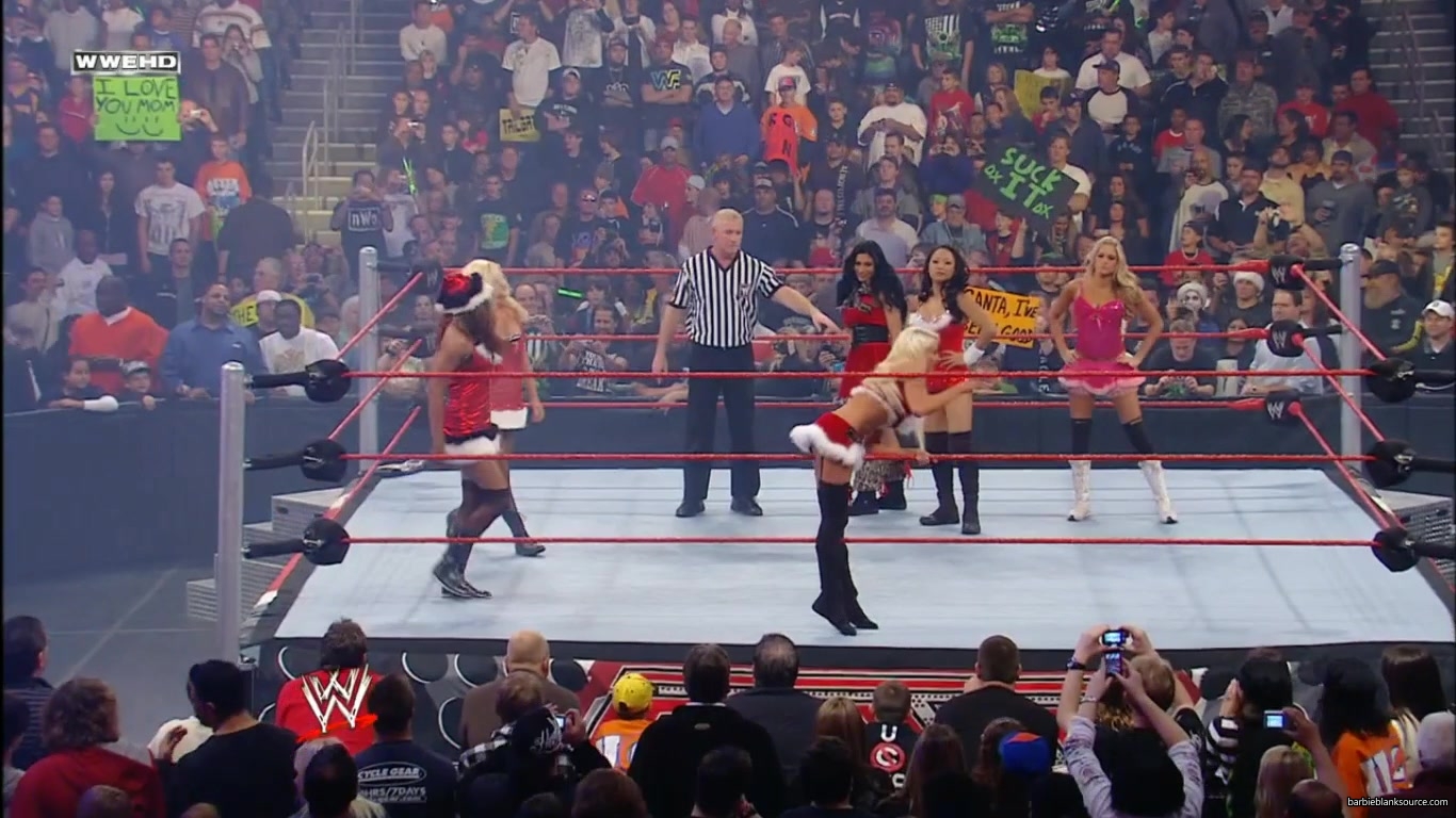 RAW_865_DECEMBER_212C_2009_300.jpg RAW_865_DECEMBER_212C_2009_300.jpg