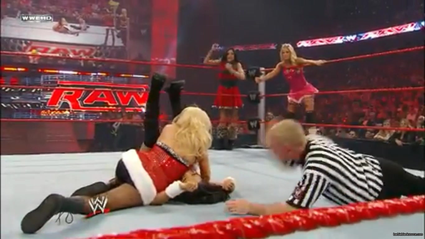 RAW_865_DECEMBER_212C_2009_552.jpg RAW_865_DECEMBER_212C_2009_552.jpg