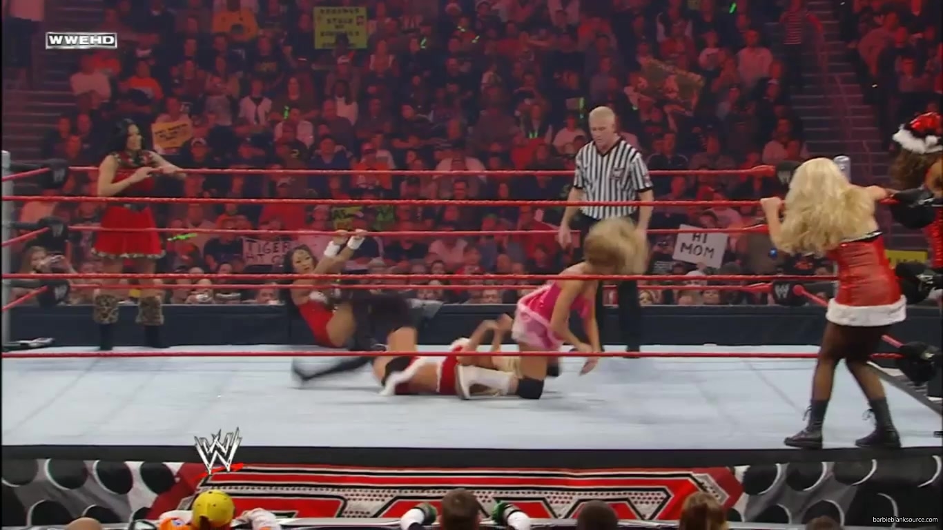 RAW_865_DECEMBER_212C_2009_662.jpg