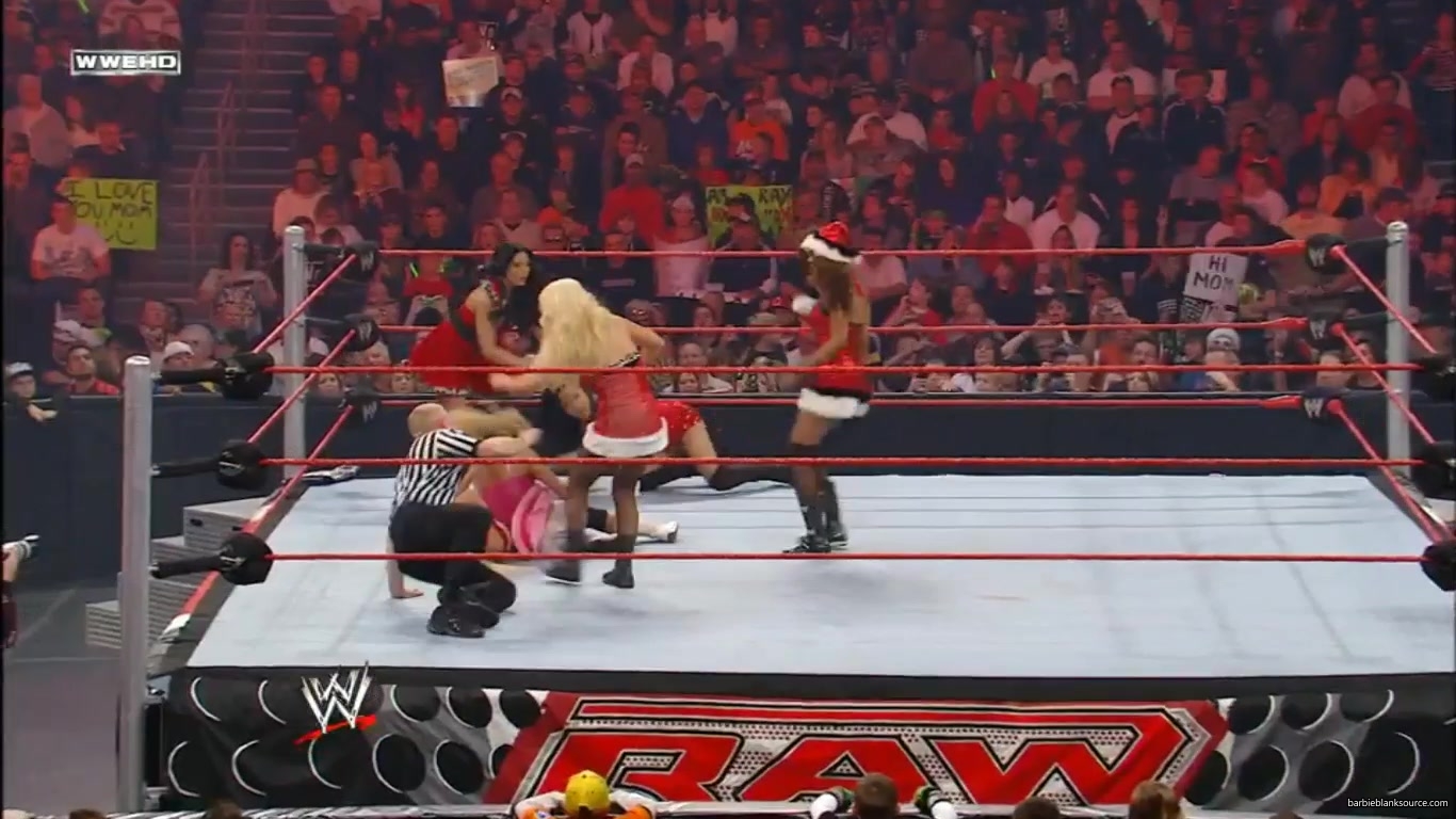 RAW_865_DECEMBER_212C_2009_685.jpg RAW_865_DECEMBER_212C_2009_685.jpg