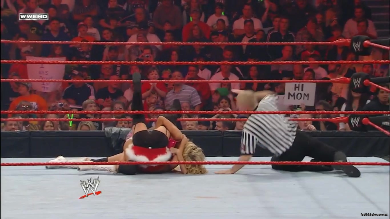 RAW_865_DECEMBER_212C_2009_720.jpg RAW_865_DECEMBER_212C_2009_720.jpg