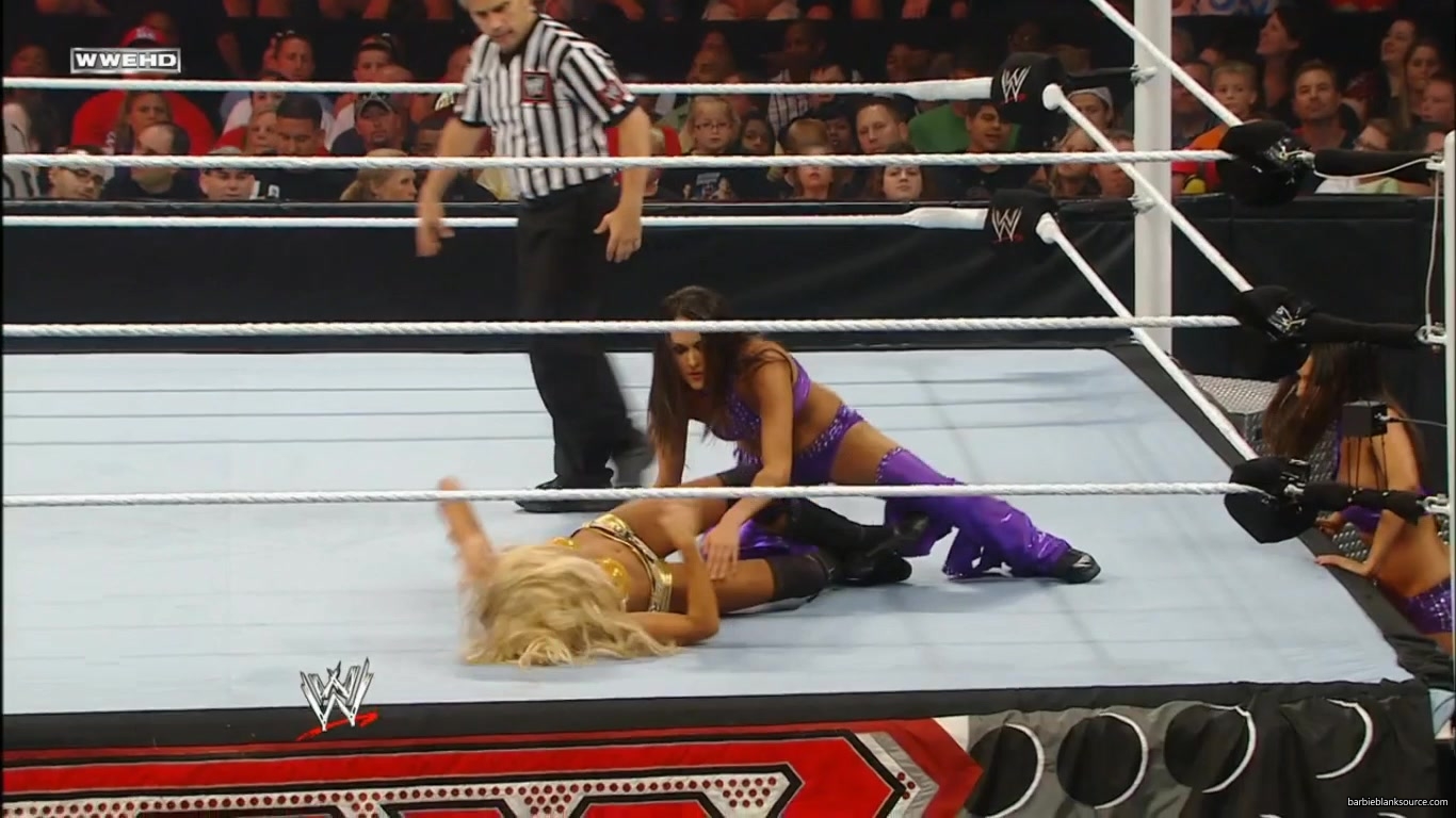 RAW_943_JUNE_202C_2011_0710.jpg RAW_943_JUNE_202C_2011_0710.jpg