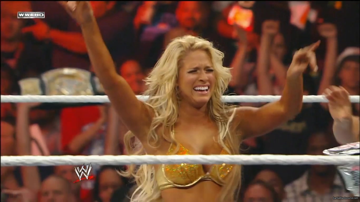 RAW_943_JUNE_202C_2011_1024.jpg RAW_943_JUNE_202C_2011_1024.jpg