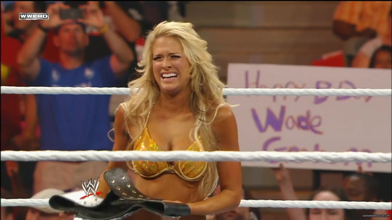 RAW_943_JUNE_202C_2011_1062.jpg RAW_943_JUNE_202C_2011_1062.jpg