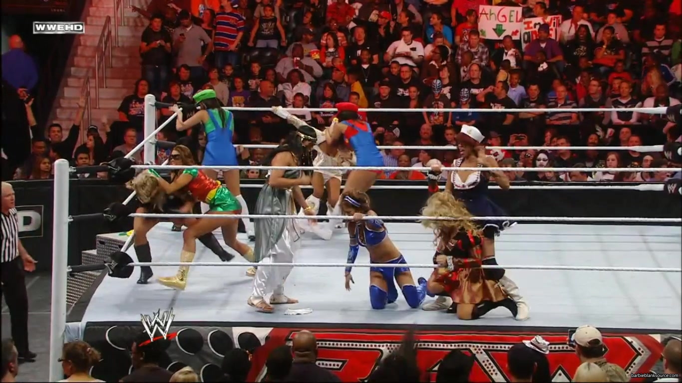 RAW_962_OCTOBER_312C_2011_347.jpg RAW_962_OCTOBER_312C_2011_347.jpg