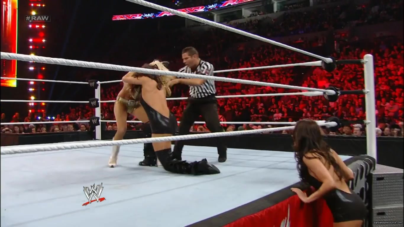 RAW_979_FEBRUARY_272C_2012_136.jpg RAW_979_FEBRUARY_272C_2012_136.jpg