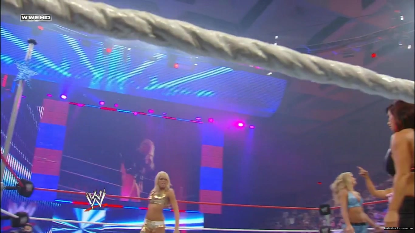 SMACKDOWN_463_JULY_042C_2008_0610.jpg